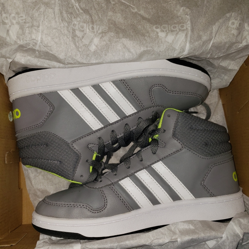Boys Adidas hoops mid 2.0